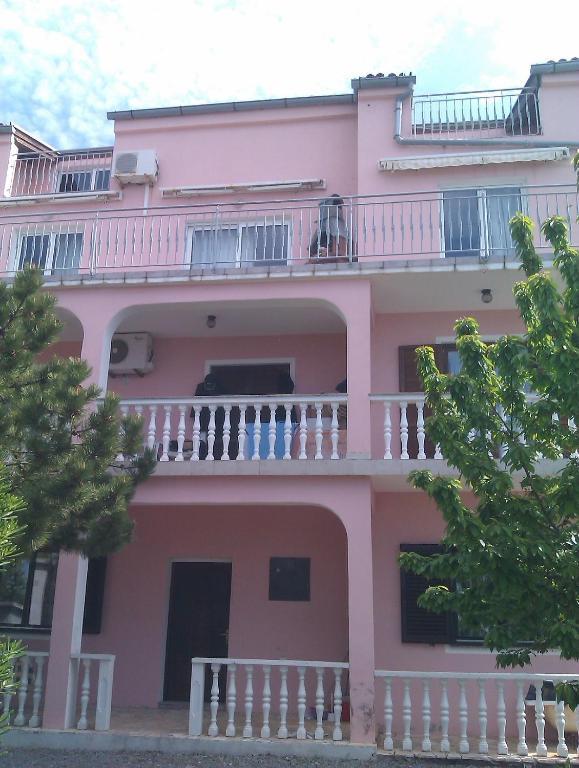 Roza Guest House Senj  Ngoại thất bức ảnh