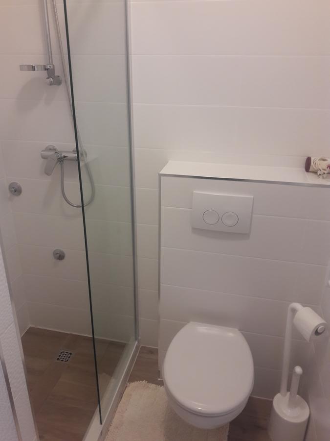 Roza Guest House Senj  Ngoại thất bức ảnh